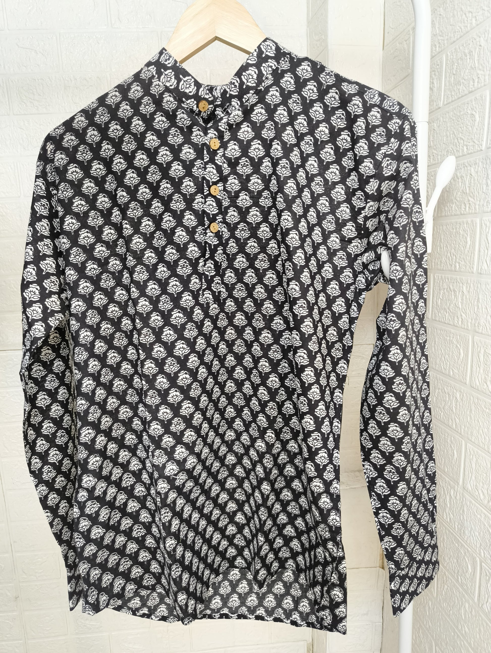 Midnight Medallion Short Kurta - My Store